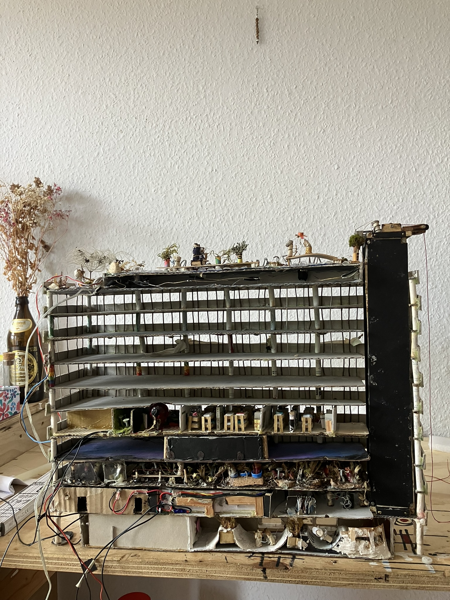 Back view of STOP WARS where floors are inserted